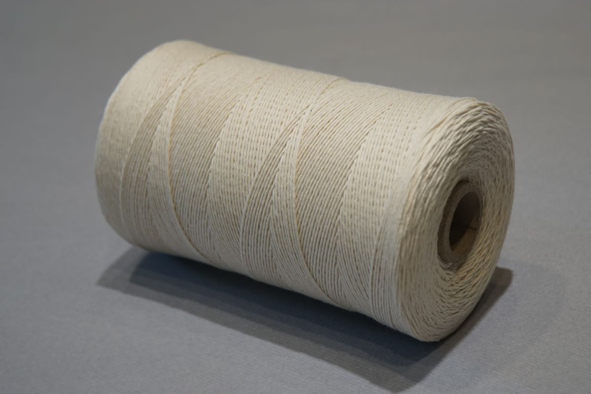Katoentouw &oslash;0.5 mm. - bobijnen 500 gr.  &eacute;cru