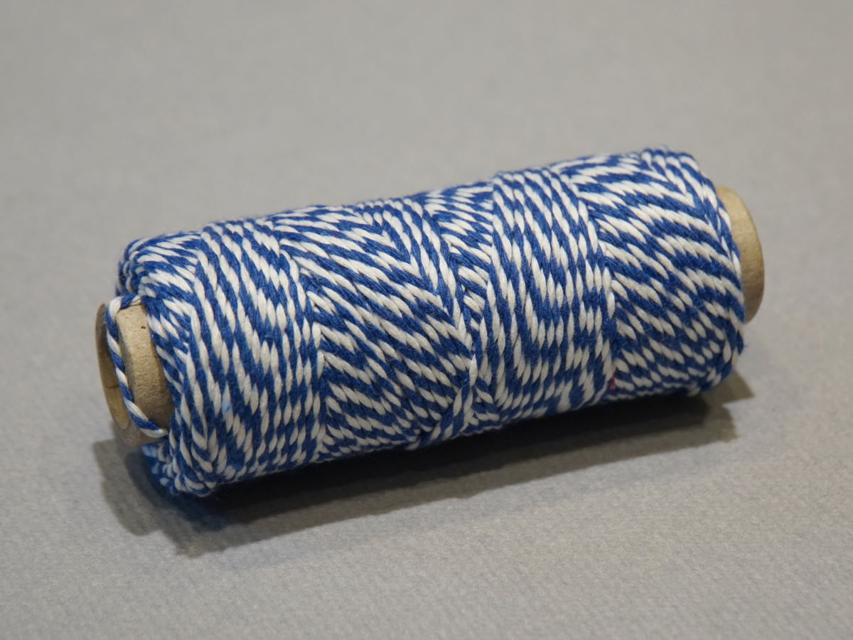 Ficelle en coton &oslash;1 mm. - bobines 50 gr.  bleu/blanc
