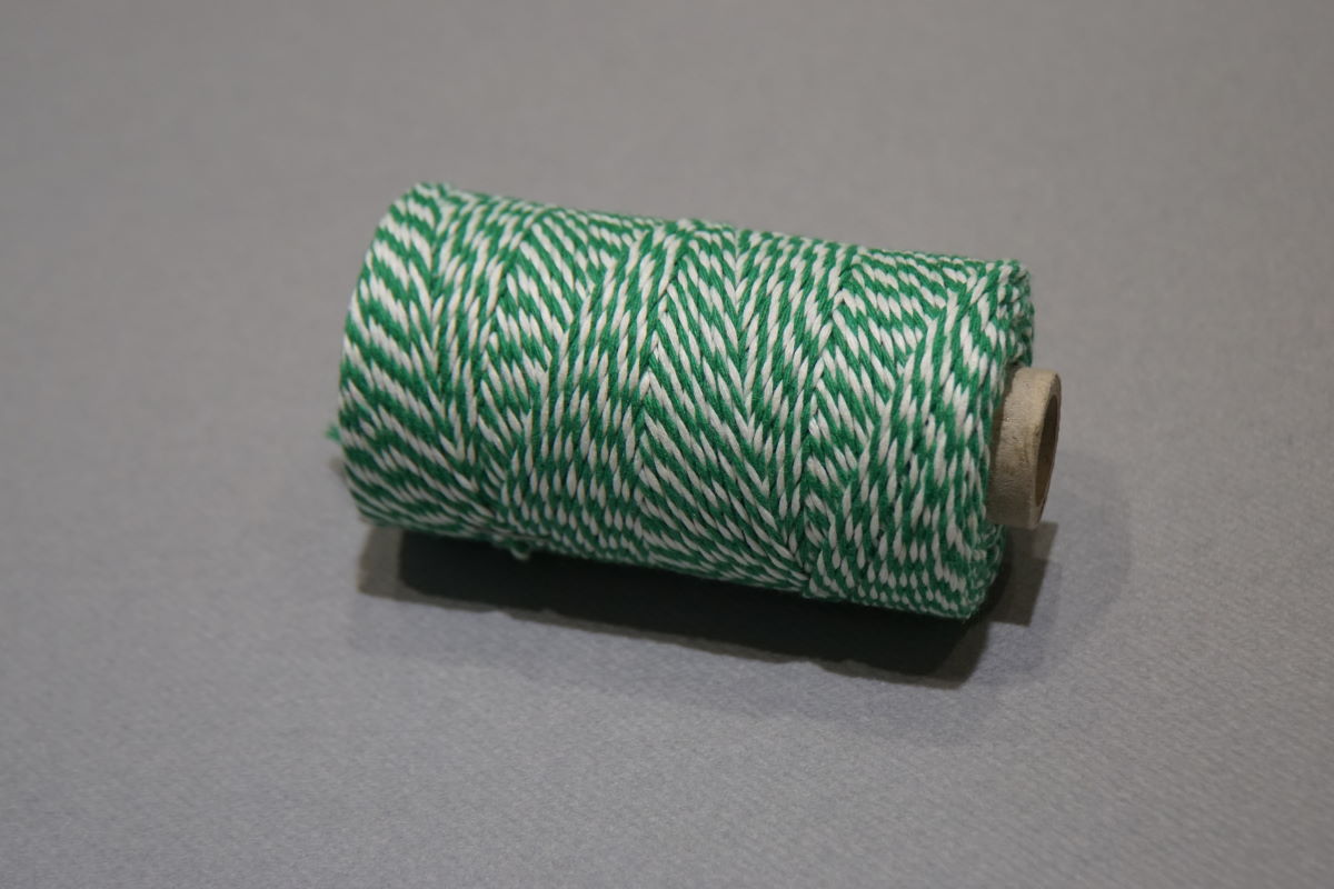 Ficelle en coton ø1 mm. - bobines 100 gr.  vert/blanc