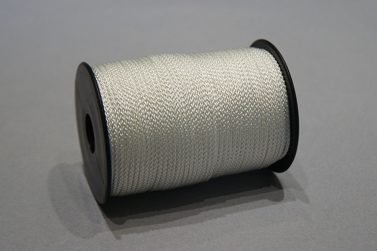 Gevlochten Nylon &oslash;3 mm. - bobijnen 450  wit